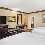 Best Western Plus Yosemite Gateway Inn