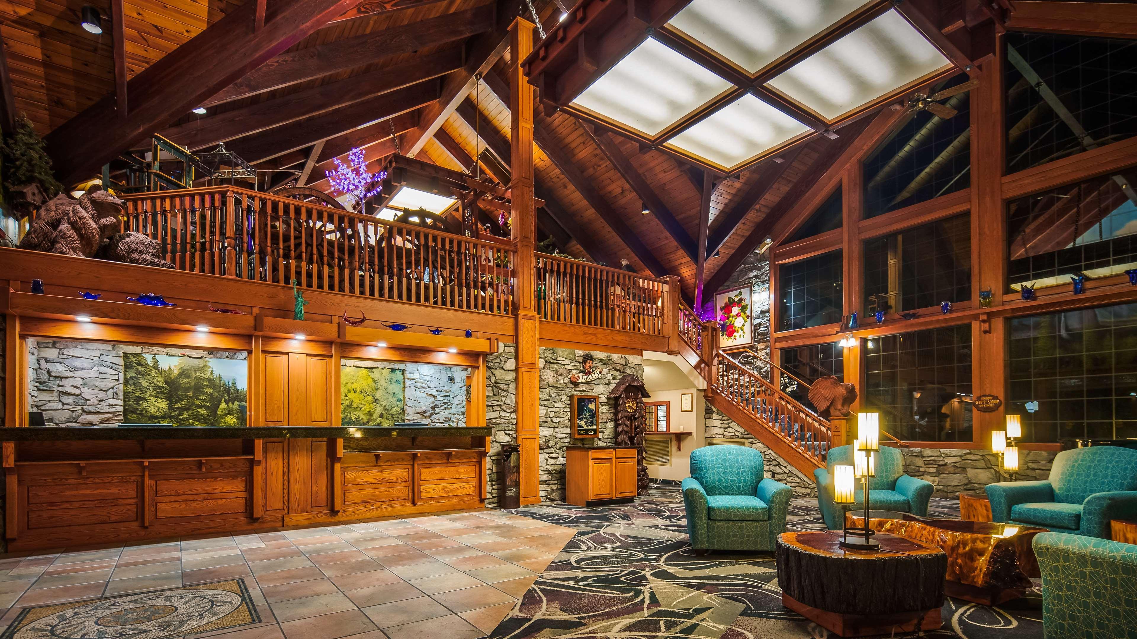 Western Yosemite Gateway Hotel 3*