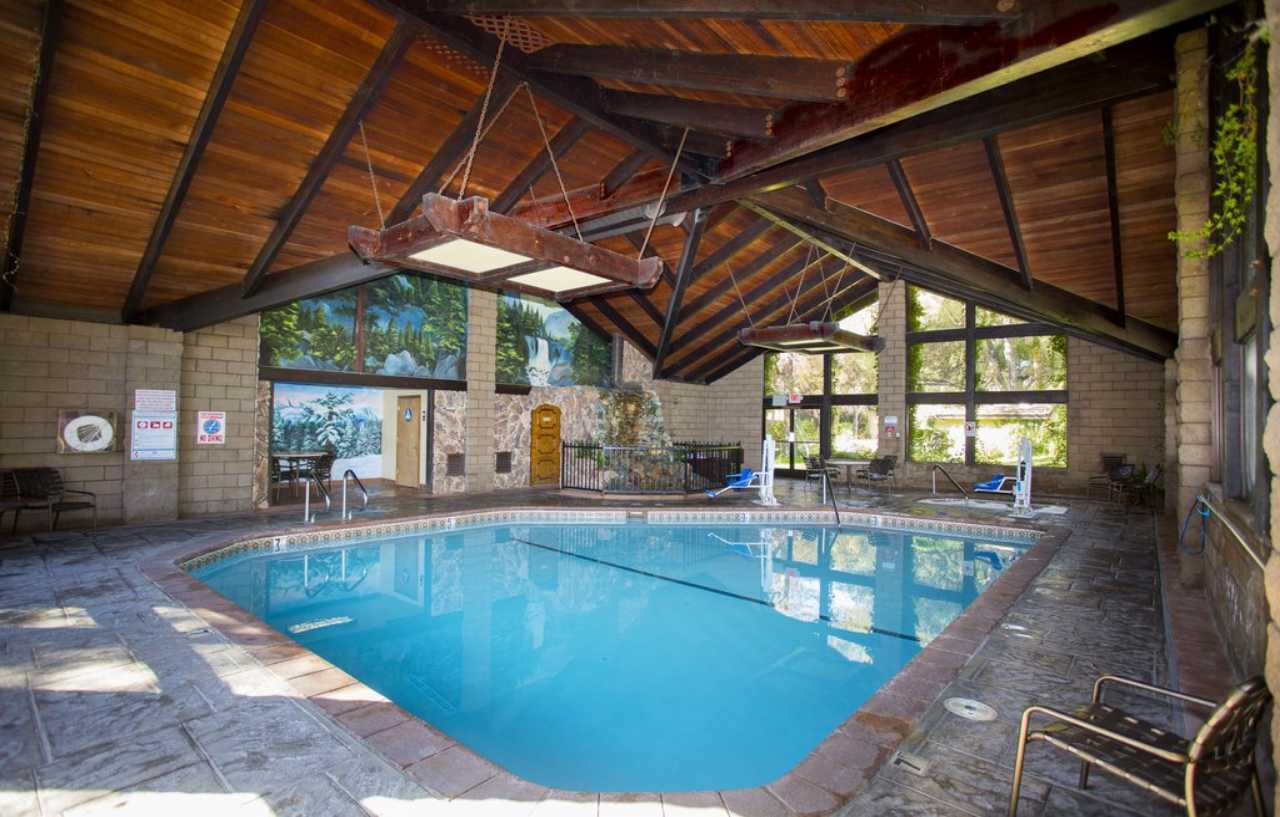 Western Yosemite Gateway Hotel 3*